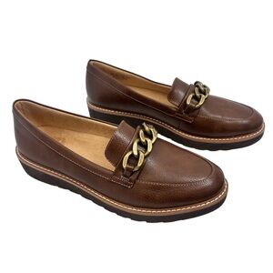Naturalizer Women's Emmal Loafer Size 9 Chain Accent Vegan Leather Chestnut NWOB